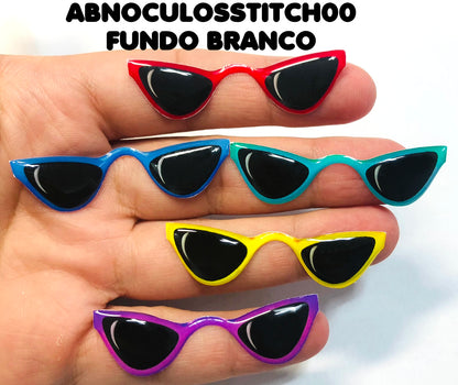 Oculos RESINADOS ESCUROS FUNDO BRANCO - ABNOCULOSSTITCH00