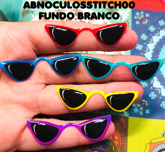 Oculos RESINADOS ESCUROS FUNDO BRANCO - ABNOCULOSSTITCH00